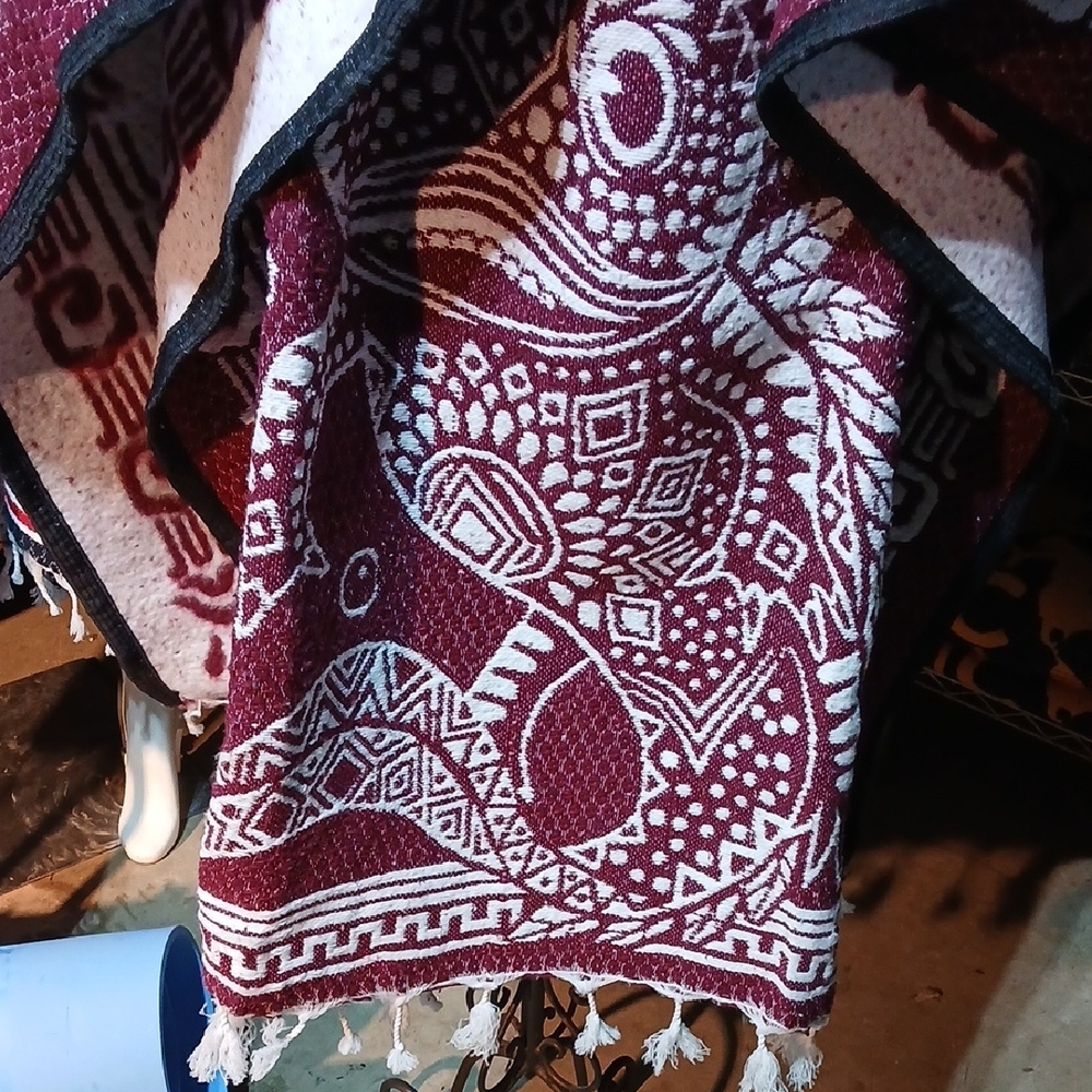 MEXICANA Red and White Patterned Jacket - Picture 5 of 5